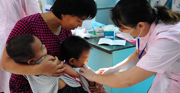 一岁小孩注射疫苗出现免疫力下降