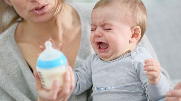 宝宝拒奶也许是奶嘴惹的祸