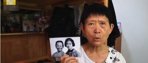 吴瑞珠与母亲第一张合照