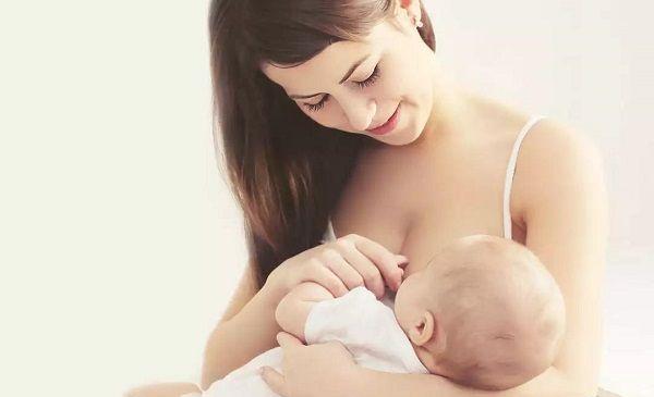 新手妈妈们真的知道母乳喂养的正确方法吗
