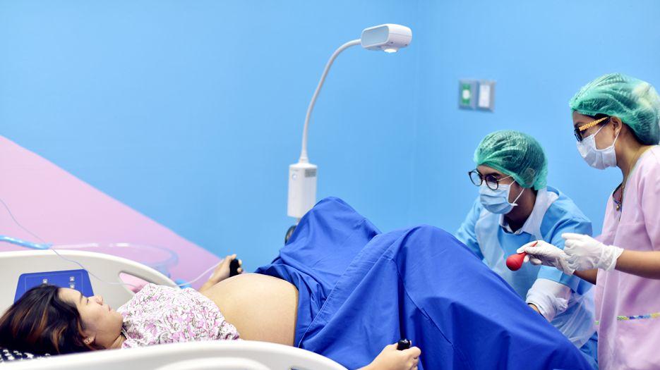 开三指到全开要多久？看完生孩子开宫口过程你就知道了.jpg