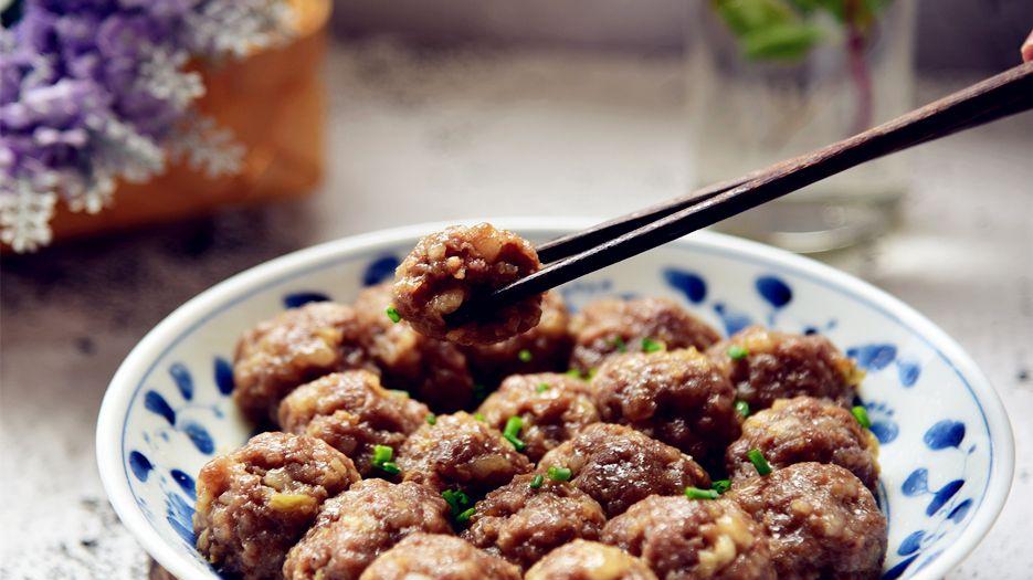 肉丸子怎么做好吃？2023赠你肉丸子的家常做法简单.jpg