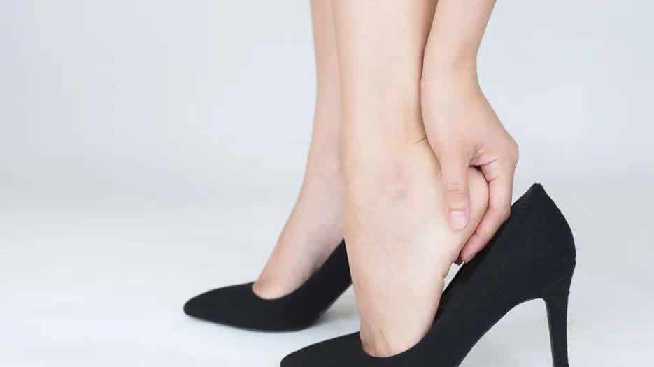 新鞋子磨脚.jpg