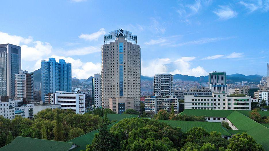 贵州医科大学附属医院.jpg