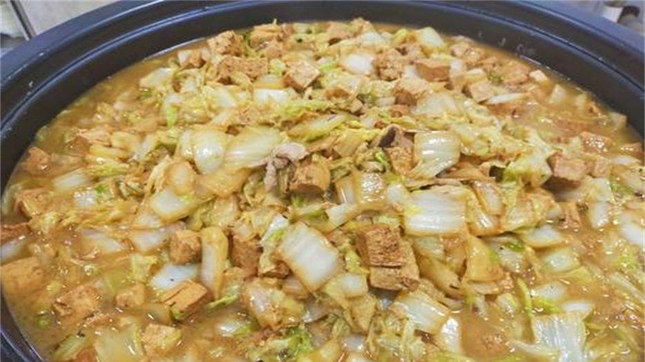 白菜炖肉.jpeg
