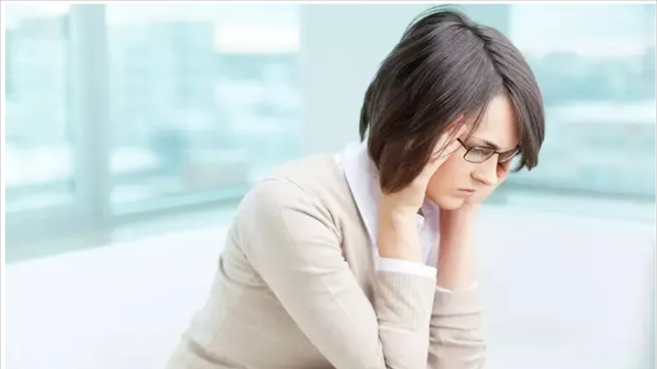 女性