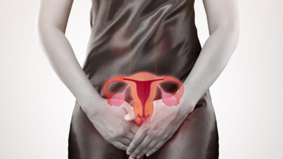 女性