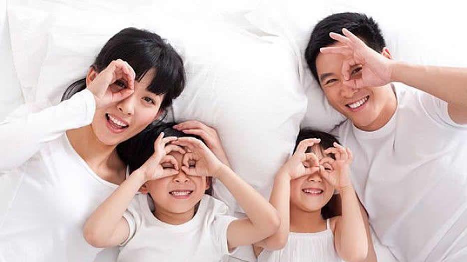 一家四口