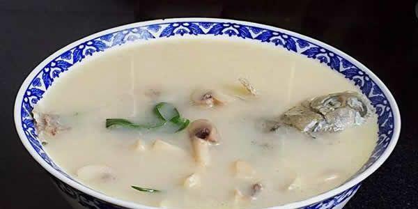 喝水鱼汤进行调养