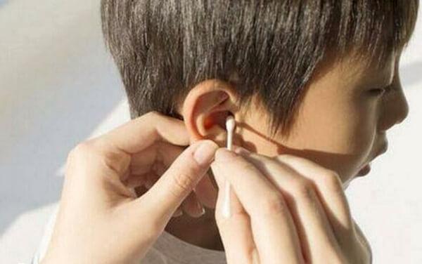 擤鼻涕的方式不对也容易导致中耳炎