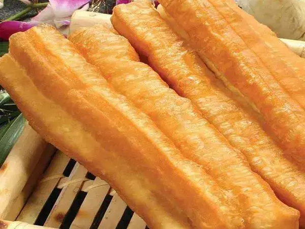 怀孕只是少量吃油条通常不会影响胎儿