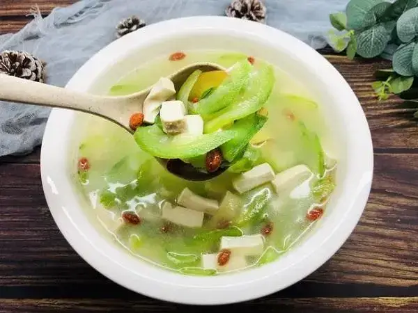 想帮助宝宝健脾胃应注意吃清淡的食物