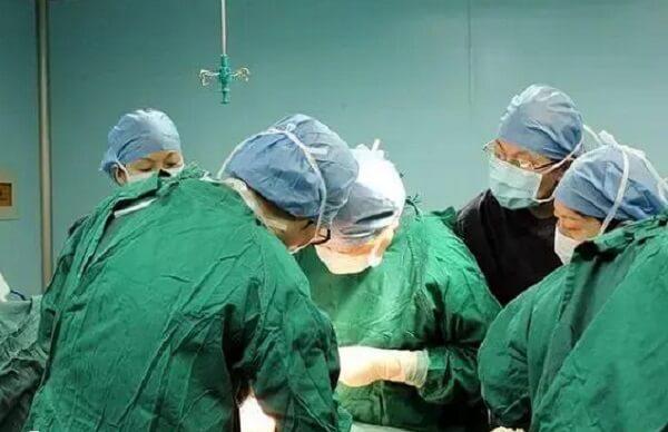 顺产的成本比剖腹产的成本低