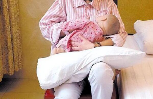 母乳喂养可以减少宝宝生病的几率