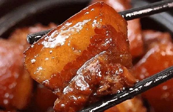 孕妇梦见吃红烧肉说明梦者家庭将有财运发生