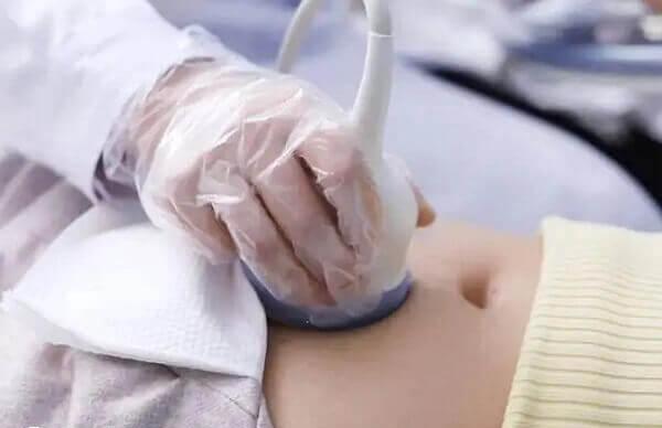 羊水是由母体和胎儿产生的液体