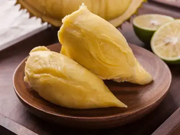 不能过量食用榴莲会引起上火