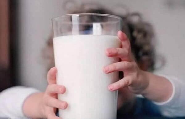 乳房疼痛时要注意不要用力撞击乳房