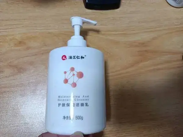 氨基酸洗发水很适合干性发质