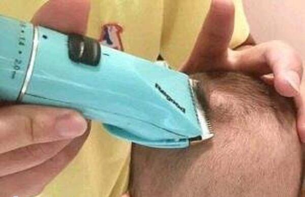 不建议给婴儿剃光头