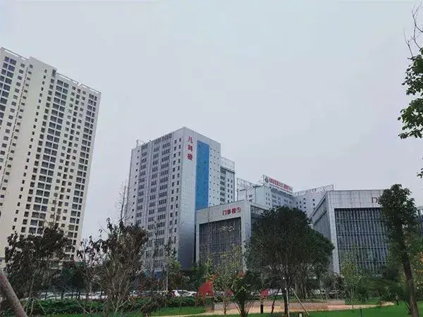 曲靖市妇幼保健院大楼