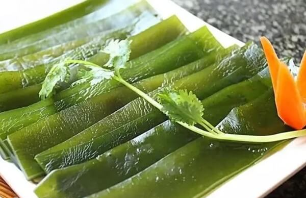 产后脱发吃生发和防脱发的食物能缓解