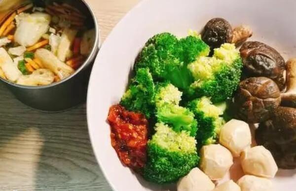 试管期间要注意清淡饮食