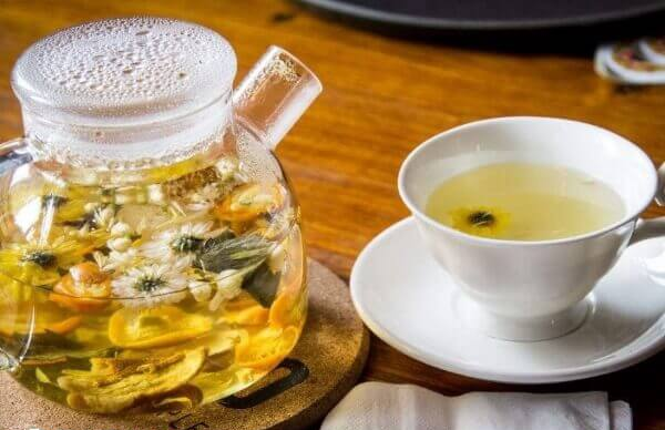 菊花茶有降火的功效
