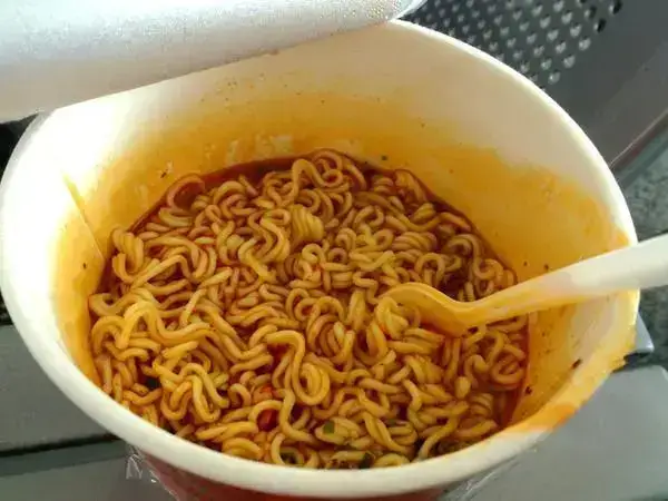 方便面在试管移植后是可以食用的