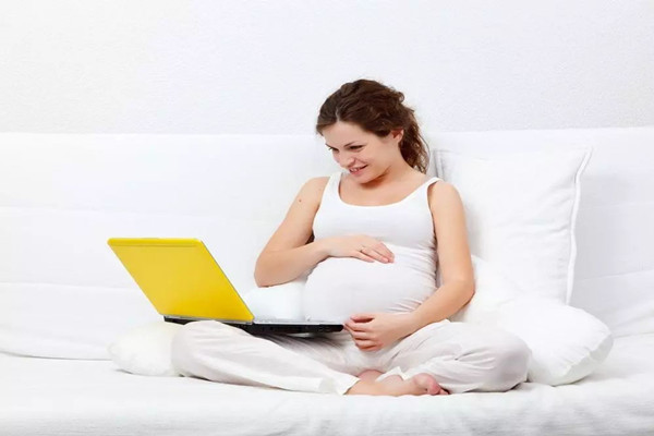 孕妈可以使用电脑吗？