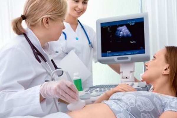了解试管婴儿移植后腹部轻微刺痛：常见原因与正常性