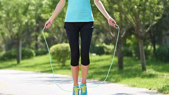 跳绳对试管婴儿的益处:促进着床、改善子宫供血的科学解析