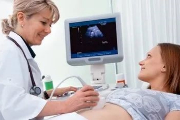 美国EFC生殖中心：想减轻试管伤害？这三大方面女性必知！