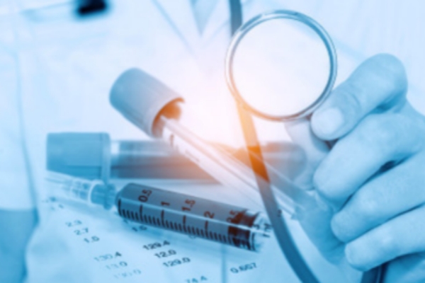 上海试管婴儿医院：胚胎移植不着床与生化妊娠，症状与治疗差异解析