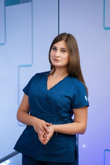 克谢尼娅 · 维克托罗芙娜 · 切尔诺什坦