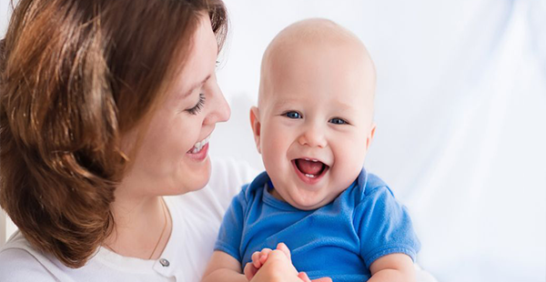 宝宝8个月没长牙是因为缺钙吗？担心出牙晚智商低了怎么办？