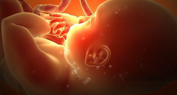 孕晚期胎儿有打嗝的迹象，能不能排除消化道畸形？