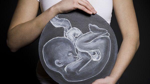 用胎心监护的方式，能说明胎宝宝打嗝宫内没缺氧吗？