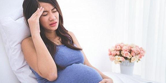 预示着胎儿发育异常!孕妇甲胎蛋白偏低的危害解析