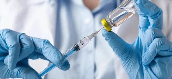 不在危险疫区了还必须接种出血热疫苗第三针吗？