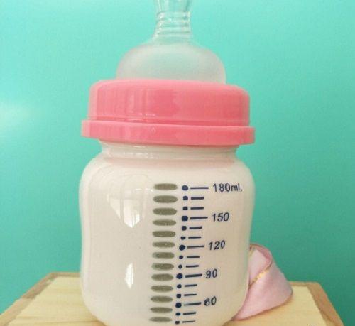 奶瓶刻度看ml和oz哪个比较标准？