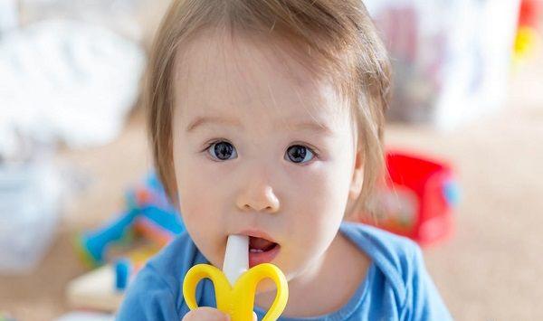 超实用自制婴儿磨牙棒教程，简单易做新手妈妈学起来