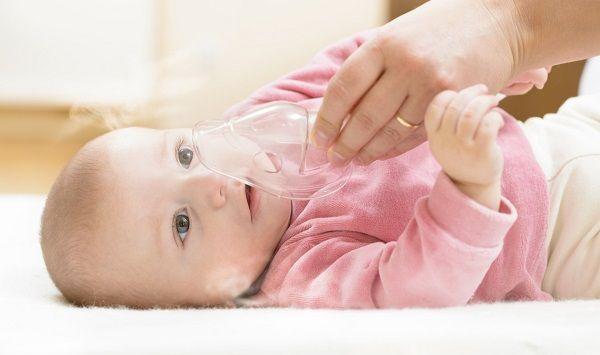 宝宝呛奶和支气管炎之间有联系，谁引起的谁不好说！