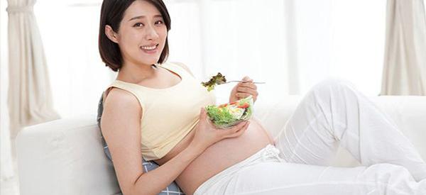 怀孕初期口味变重且喜欢吃肉是怀男孩吗？