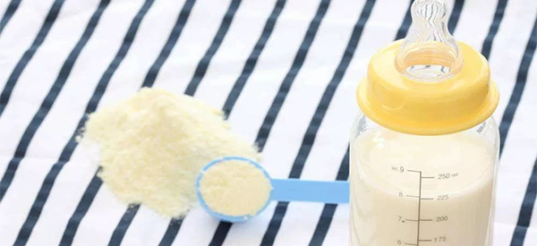 二段婴儿配方奶粉最晚可以吃到多大？