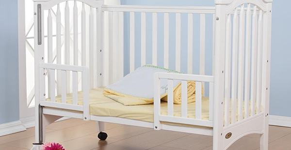 婴儿床购买指南：长宽尺寸选购标准分享