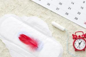 女生来初潮前的7个征兆，快来看看你家孩子出现了几个