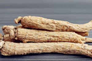 西洋参的功效与作用适合哪些人？西洋参的适合人群和功效分享