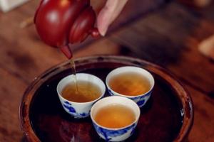 喝茶减肥是真的吗？2023赠你喝茶减肥的好方法