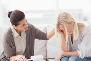 专家解析女性做了试管婴儿并不会得癌症-都是谣言不可信